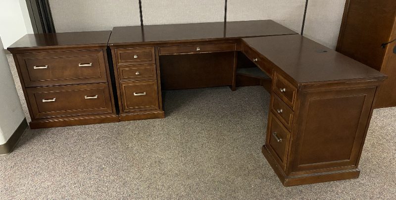 3-Piece Wooden Desk - photo 1