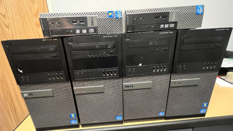 One Lot of Dell Desktop Towers(Est 6 ea) - photo 1