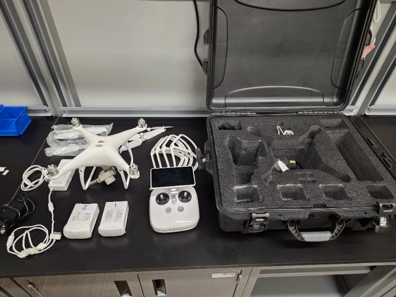 DJI Phantom 4, drone, SN: 11UCF9K0A50244 — photo 1