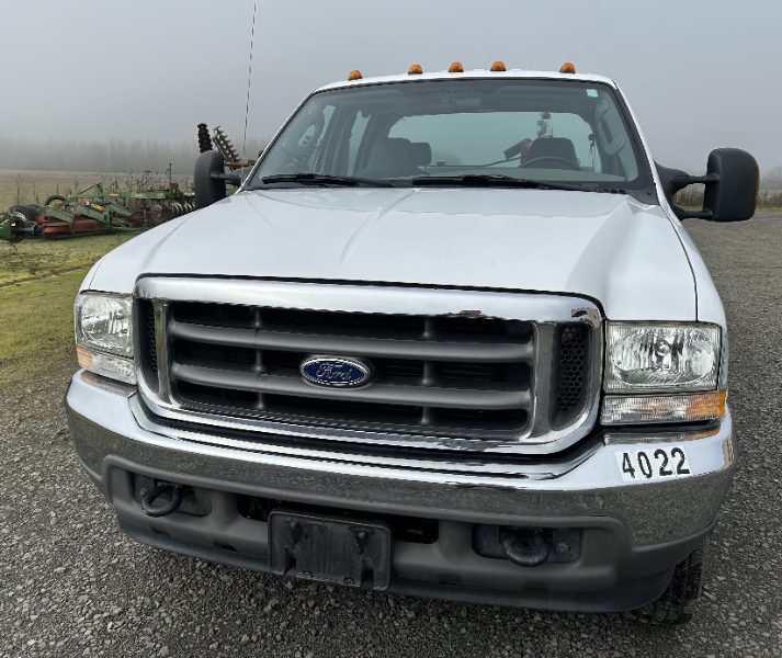 2004 Ford F-350 XLT - photo 1