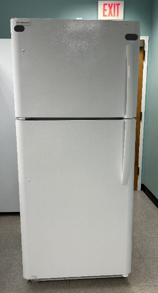 Top-Freezer Refrigerator - photo 1