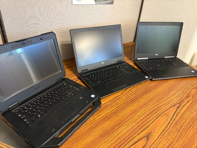 One Lot of Laptops & Tablets (Est 10 ea) - photo 1