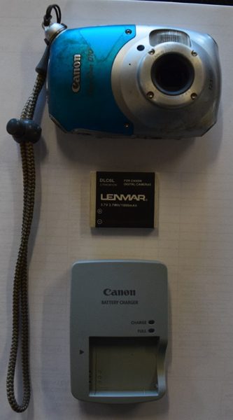 One Lot of Digital Cameras (Est 5 ea) - photo 1