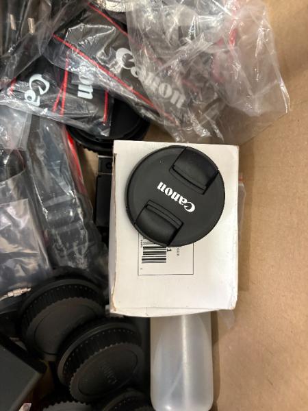 (1) LOT OF CAMERA AND ACCESSORIES