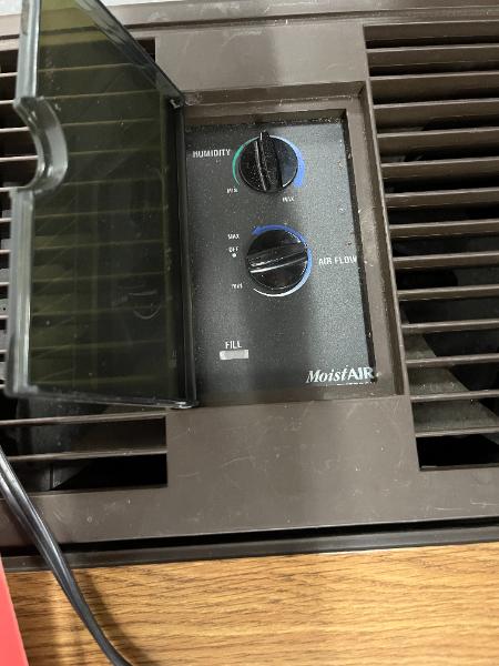 (1) LOT OF HUMIDIFIERS