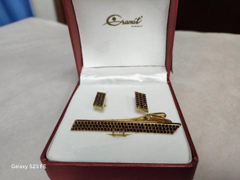 TIE AND PEN SET