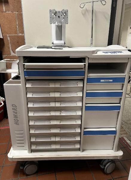 MEDICATION CART