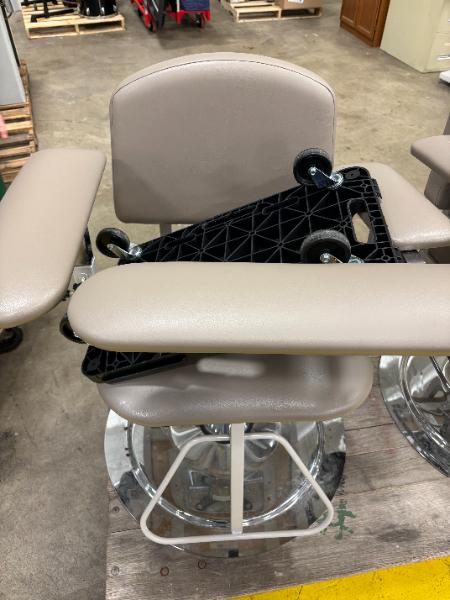 BLOOD DRAW CHAIRS