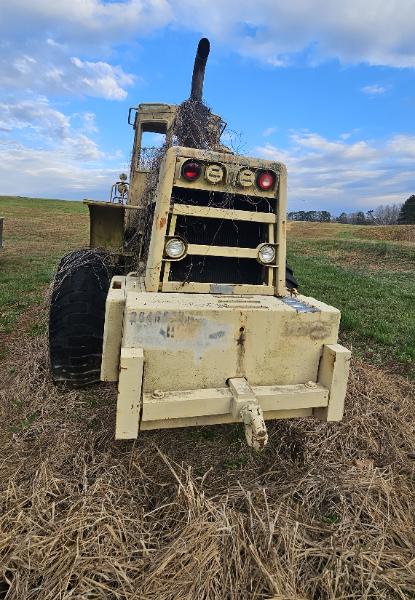 International scoop loader