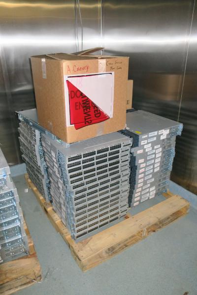PALLET OF NETWORK SWITCHES