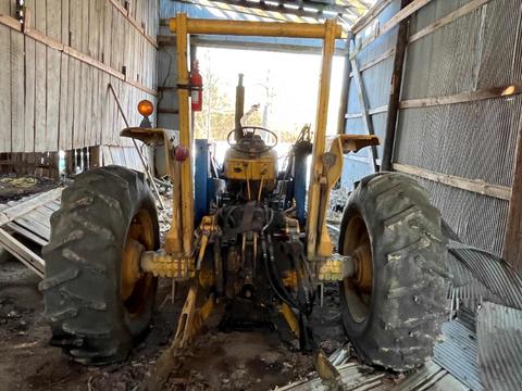 FARM TRACTOR