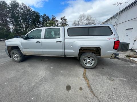 2016 Chevrolet Silverado 2500HD 4WD Crew Cab 4 DR
