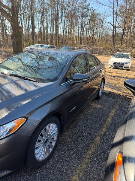 2016 Ford Fusion Hybrid SE