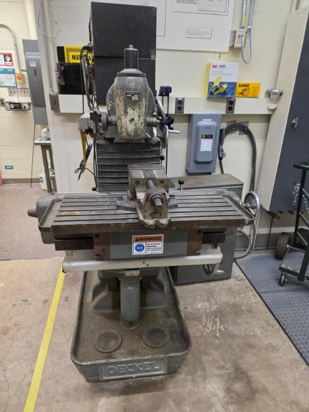 (1) DECKEL MILLING MACHINE