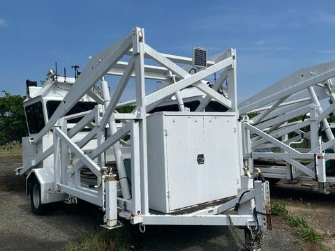(1) AIRFIELD SPECIALIZED TRUCK/TRAILER