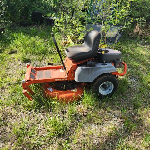 Riding Lawnmower
