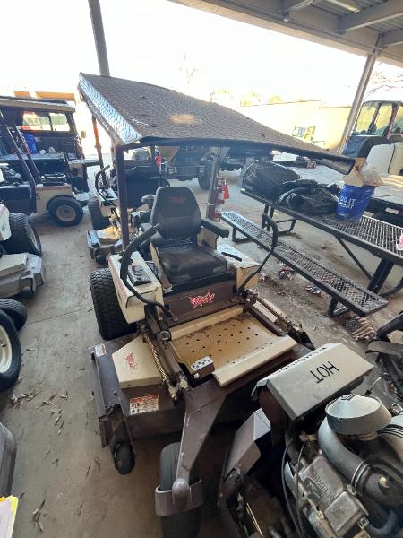 RIDING LAWN MOWER