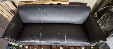 REPAIRABLE SOFA