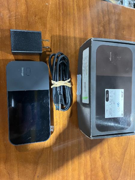 (1) LOT OF INSEEGO MOBILE HOTSPOTS
