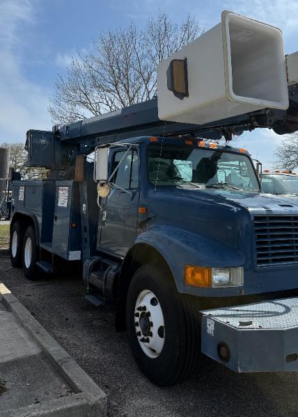 ALTEC DERRICK DIGGER