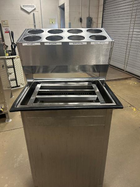 TABLEWARE DISPENSER
