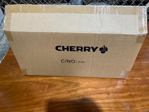 (1) LOT OF KEYBOARDS & UNIVERSAL LAPTOP CHARGERS