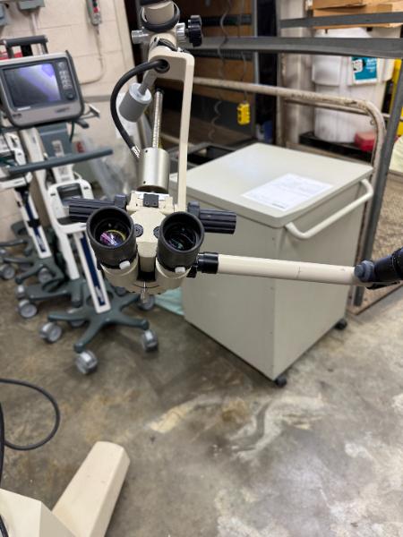 Microscope