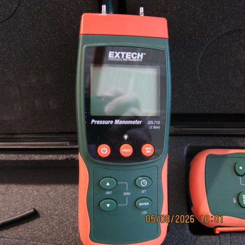 DIGITAL MANOMETER