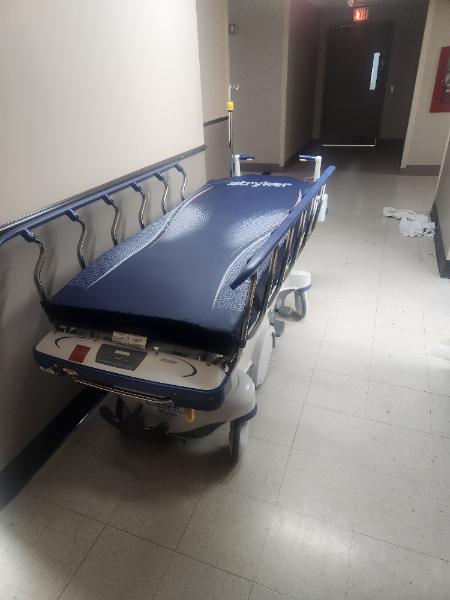 Transport stretchers