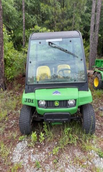 John Deere Gator