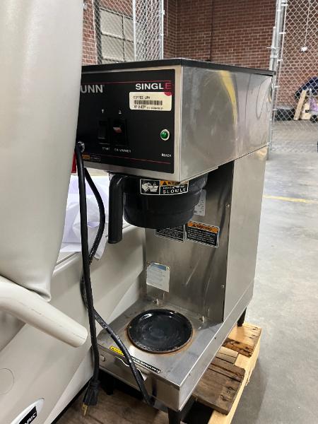 COFFEE URN MAKER