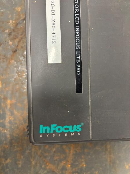 (1)  LCD Projector