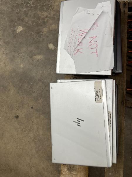HP & Dell Laptops