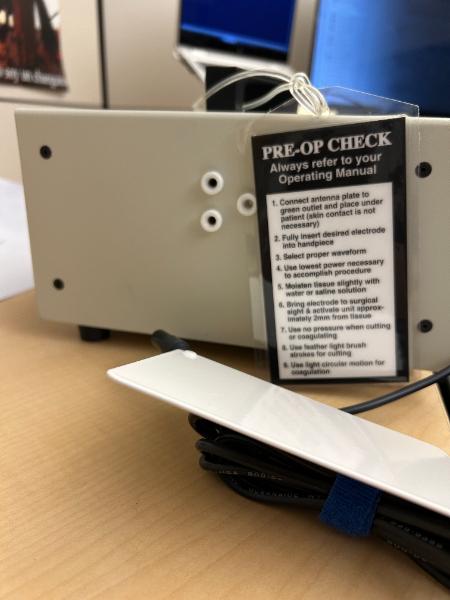 RADIOFREQUENCY ELECTROSURGICAL UNIT