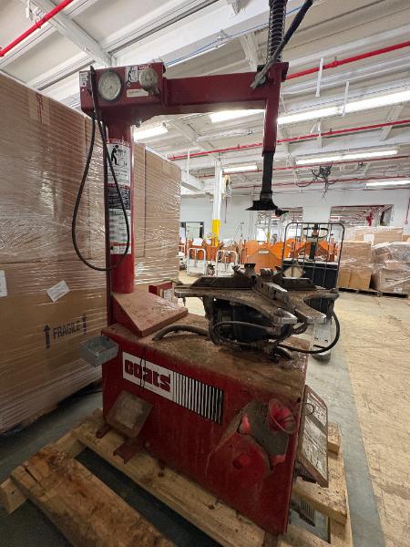 Clamp Tire Changer