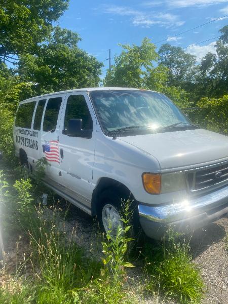 2006 Ford E-350 VAN