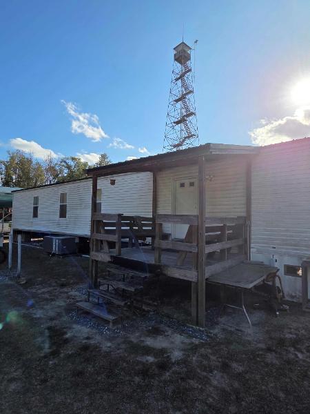 MOBILE HOME