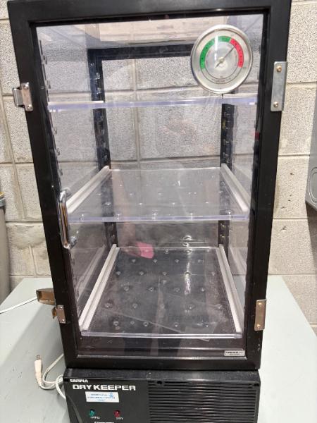 Desiccator