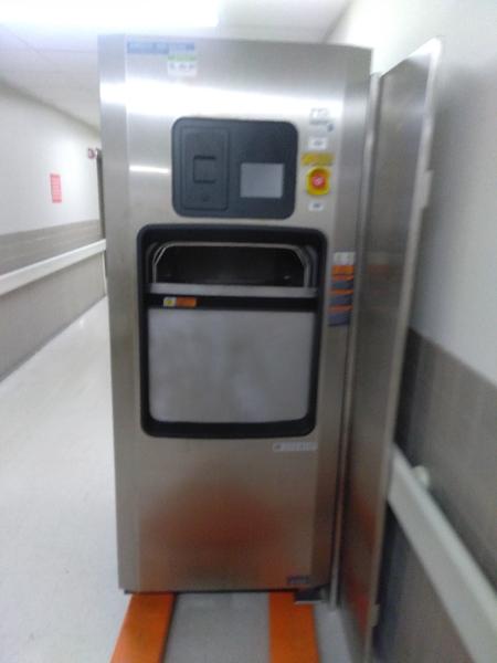 STERIS STERILIZING UNIT AMSCO