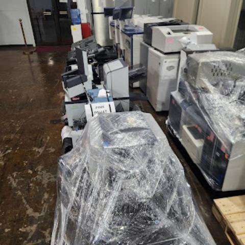 (1) LOT OF 6-PALLETS & 6-FLOOR ITEMS OF ADP