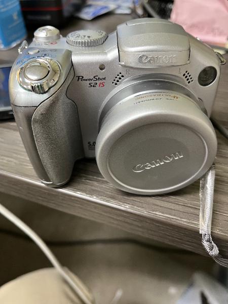 Canon PowerShot S2 IS