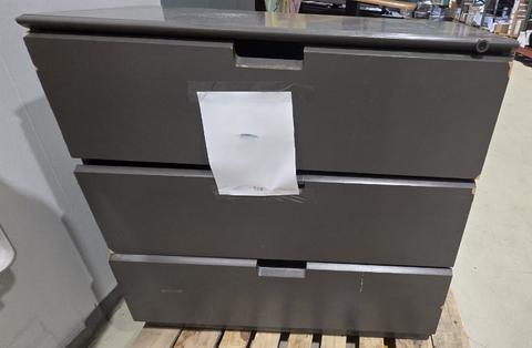 FiLE CABINET