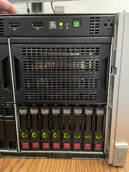 Dell/HP Servers