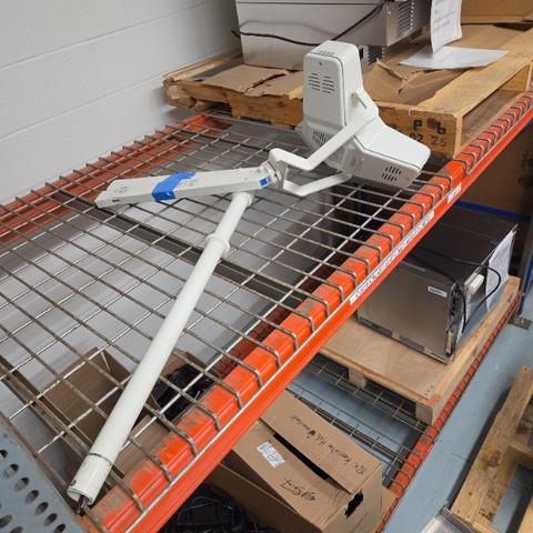 SURGICAL CEILING LIGHT
