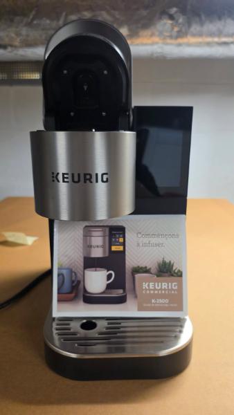 KEURIG MACHINE