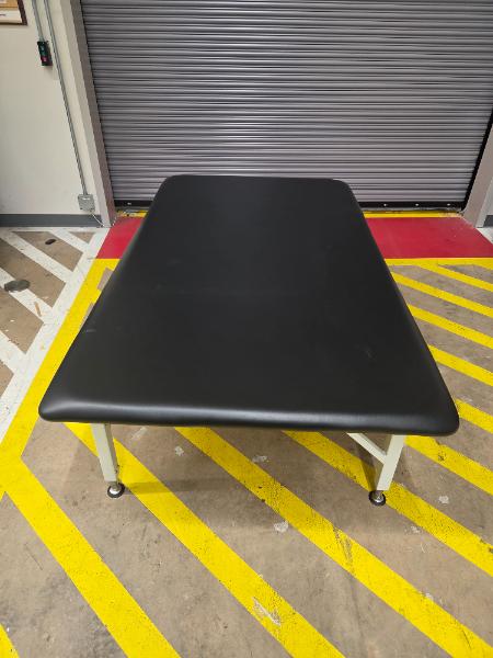 HI-LO MAT TABLE