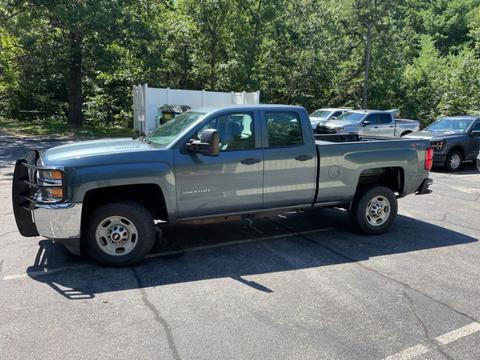2015 Chevrolet Silverado 2500HD 4WD Double Cab 4 DR