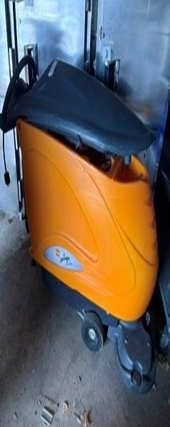 Commercial Floor Scrubber and Vacuum