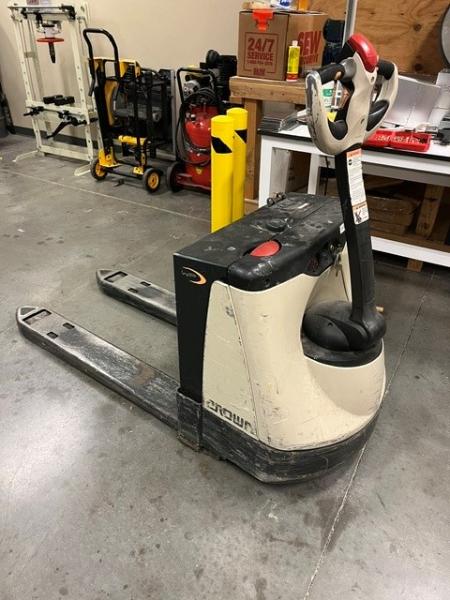 ELECTRIC PALLET JACK