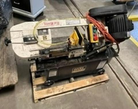 HORIZONTAL BAND SAW